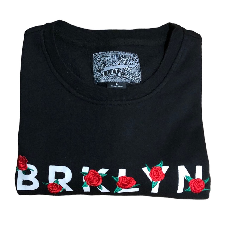 BROOKLYN CLOTH Unisex Embroidered Roses BRKLYN Sweatshirt - Picture 8 of 8
